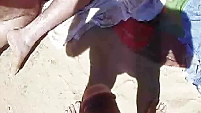 مجازات سکسیسسی فاحشه بلوند