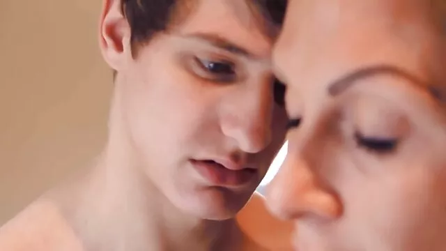 Dane Jones یک زن و شوهر پرشور از جنس کانال های فیلم سکسی در تلگرام شدید وحشی یورو است